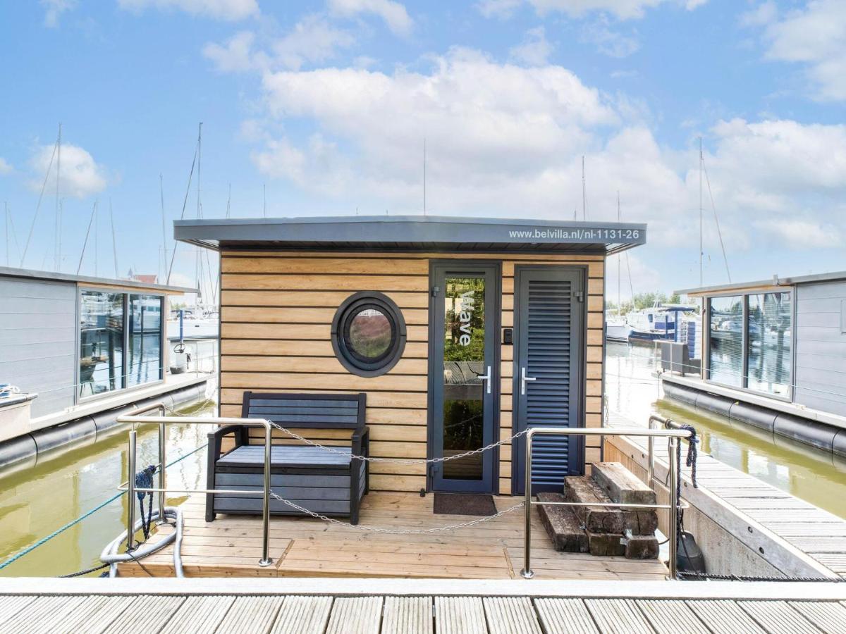 Comfortable Houseboat In Volendam Marina Exterior photo